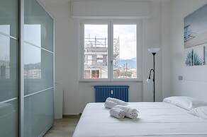 JOIVY Apt For 6, W/Terrace Near Beach In Sestri Levante