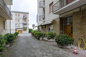 JOIVY Apt For 6, W/Terrace Near Beach In Sestri Levante