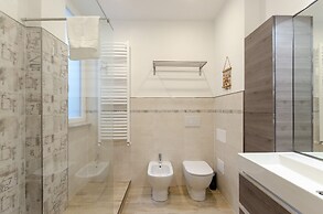 JOIVY Apt For 6, W/Terrace Near Beach In Sestri Levante