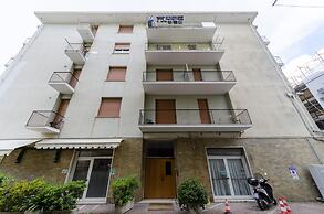 JOIVY Apt For 6, W/Terrace Near Beach In Sestri Levante