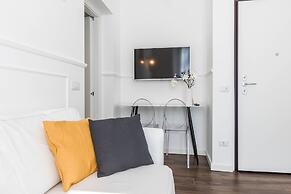 JOIVY Chic Apartment For 3 Close To Sempione Park