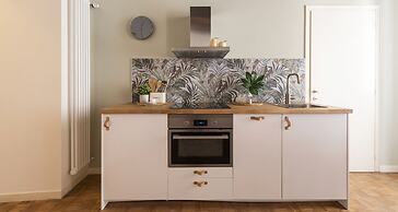 JOIVY Charming Flat Next to Duomo di Como