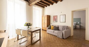 JOIVY Charming Flat Next to Duomo di Como