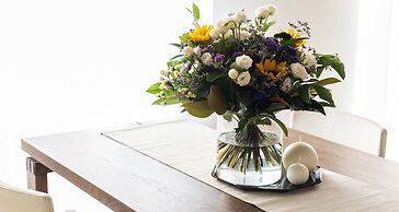 JOIVY Charming Flat Next to Duomo di Como