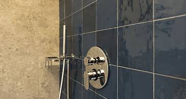 JOIVY Charming Flat Next to Duomo di Como