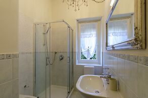 JOIVY Lovely Apt For 4 On The Italian Riviera In Rapallo