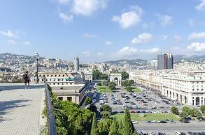 JOIVY Spacious Family Apt For 4, In Carignano, Genoa