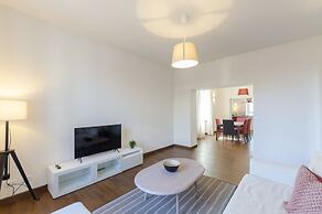 JOIVY Spacious Family Apt For 4, In Carignano, Genoa