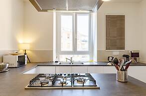 JOIVY Spacious Family Apt For 4, In Carignano, Genoa