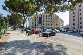 JOIVY Spacious Family Apt For 4, In Carignano, Genoa