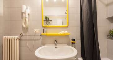 JOIVY Charming Flat Near Train Station