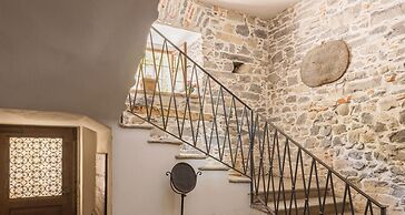 JOIVY Charming Flat Near Train Station