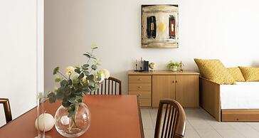 JOIVY Charming Flat Near Train Station