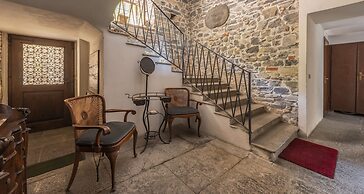 JOIVY Charming Flat Near Train Station