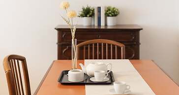 JOIVY Charming Flat Near Train Station