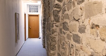 JOIVY Charming Flat Near Train Station