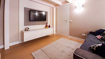 JOIVY Lovely Loft For 2 W/Private Entrance