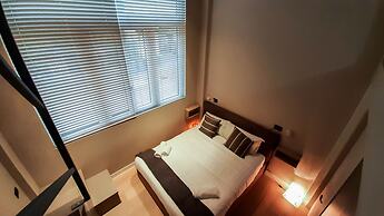 JOIVY Superb Loft for 4 near Sempione Park