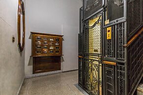 JOIVY Lovely Studio For 2 W/Balcony Near Duomo