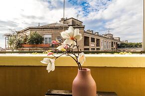 JOIVY Lovely Studio For 2 W/Balcony Near Duomo