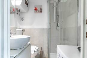 JOIVY Lovely Studio For 2 W/Balcony Near Duomo