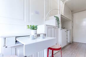 JOIVY Lovely Studio For 2 W/Balcony Near Duomo