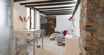 JOIVY Cosy Apt in Como Centre