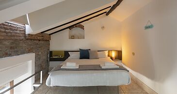 JOIVY Cosy Apt in Como Centre