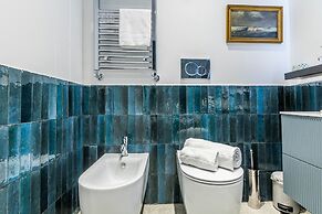 JOIVY Lovely Flat For 2, Quiet Street Near Centre