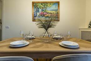 JOIVY Fabulous Apartments In Cernobbio