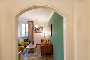 JOIVY Fabulous Apartments In Cernobbio