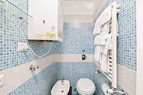 JOIVY Beautiful Studio For 2 Near Sempione Park