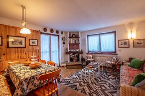 JOIVY Family Apartment, near Ski Lifts, In Courmayeur