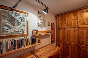 JOIVY Family Apartment, near Ski Lifts, In Courmayeur