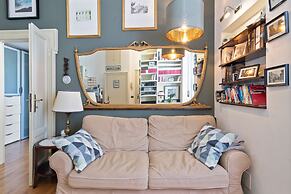 JOIVY Warm Flat For 3 In Isola, 10 Min To Centre