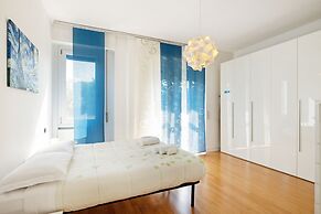 JOIVY Lovely Flat For 4 W/Balcony Near Porta Romana