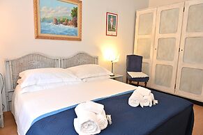JOIVY Appartamento Gardenia Con 3 Terrazzi Sul Mare A Santa Margherita