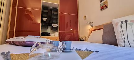 JOIVY Trendy 1-Bed Flat, Easy Access To Centre