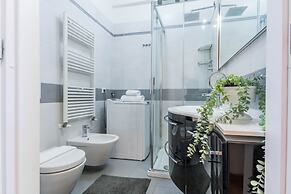 JOIVY Superb Flat For 4 W/Balcony Near Milano Centrale