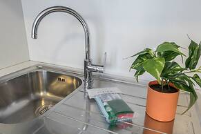 JOIVY Superb Flat For 4 W/Balcony Near Milano Centrale