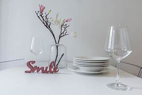 JOIVY Superb Flat For 4 W/Balcony Near Milano Centrale