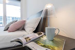 JOIVY Superb Flat For 4 W/Balcony Near Milano Centrale