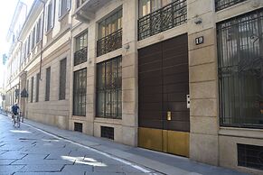 JOIVY Fulcorina Sforza Splendid flat in Central Milan