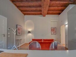 JOIVY Fulcorina Sforza Splendid flat in Central Milan