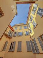 JOIVY Fulcorina Sforza Splendid flat in Central Milan