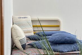 JOIVY Family Flat W/Terrace & Parking Near Beach