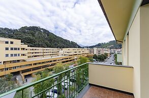 JOIVY Family Flat W/Terrace & Parking Near Beach