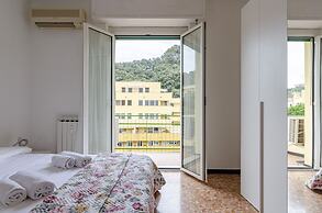 JOIVY Family Flat W/Terrace & Parking Near Beach