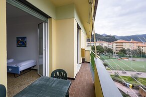 JOIVY Family Flat W/Terrace & Parking Near Beach