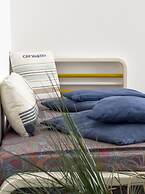 JOIVY Family Flat W/Terrace & Parking Near Beach